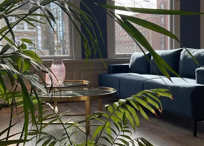 Centre With Roof Terrace And Parking With Additional Costs