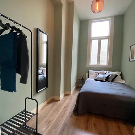 아파트 Centre With Roof Terrace And Parking With Additional Costs