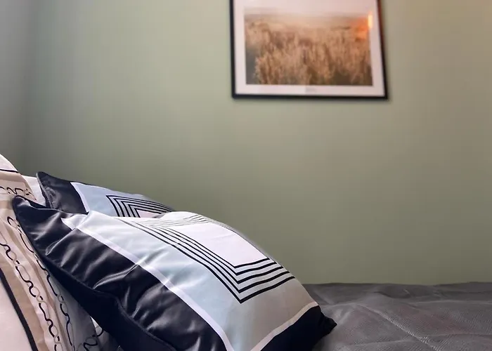 Appartement Centre With Roof Terrace And Parking With Additional Costs *