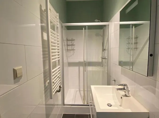 Centre With Roof Terrace And Parking With Additional Costs * Den Haag