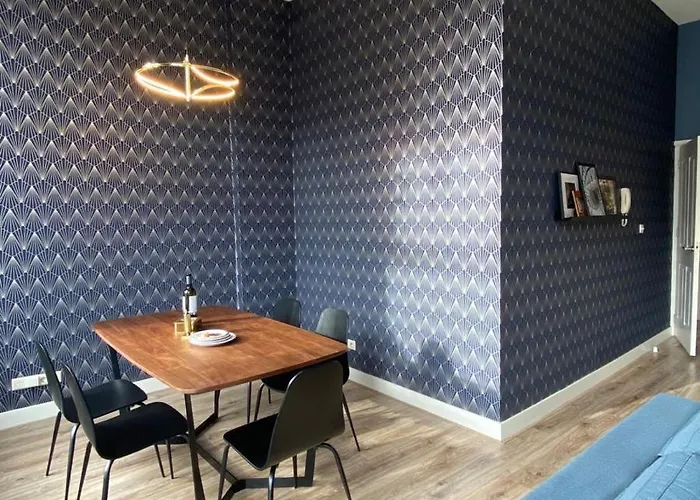 Centre With Roof Terrace And Parking With Additional Costs